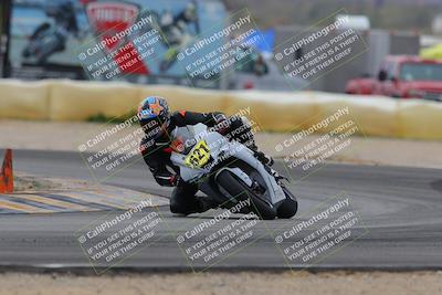 media/Jan-15-2023-SoCal Trackdays (Sun) [[c1237a034a]]/Turn 2 Set 1 (1145am)/